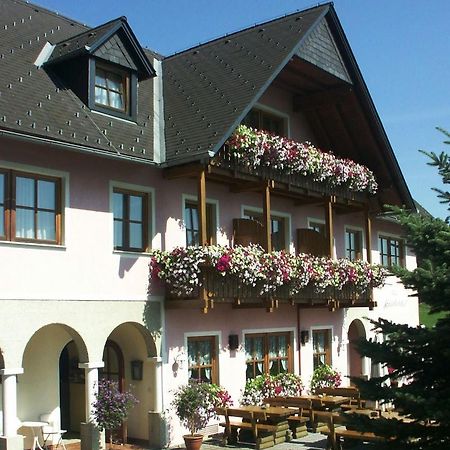 Hotel Arkadenhof Лойперсдорф бай Фюрстенфелд Екстериор снимка