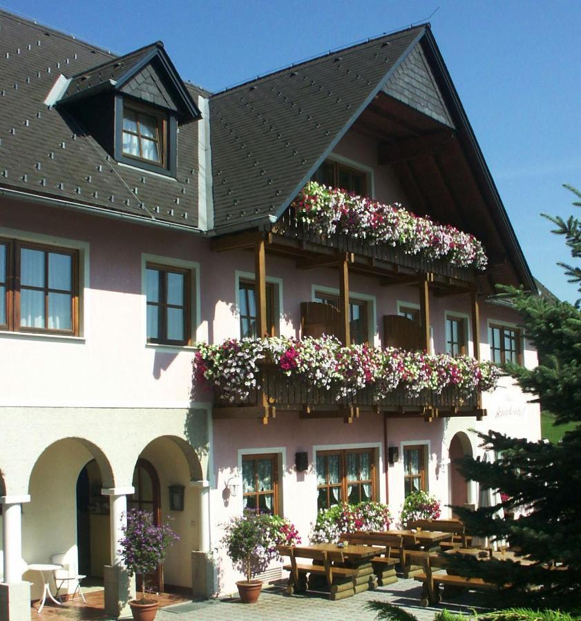 Hotel Arkadenhof Лойперсдорф бай Фюрстенфелд Екстериор снимка