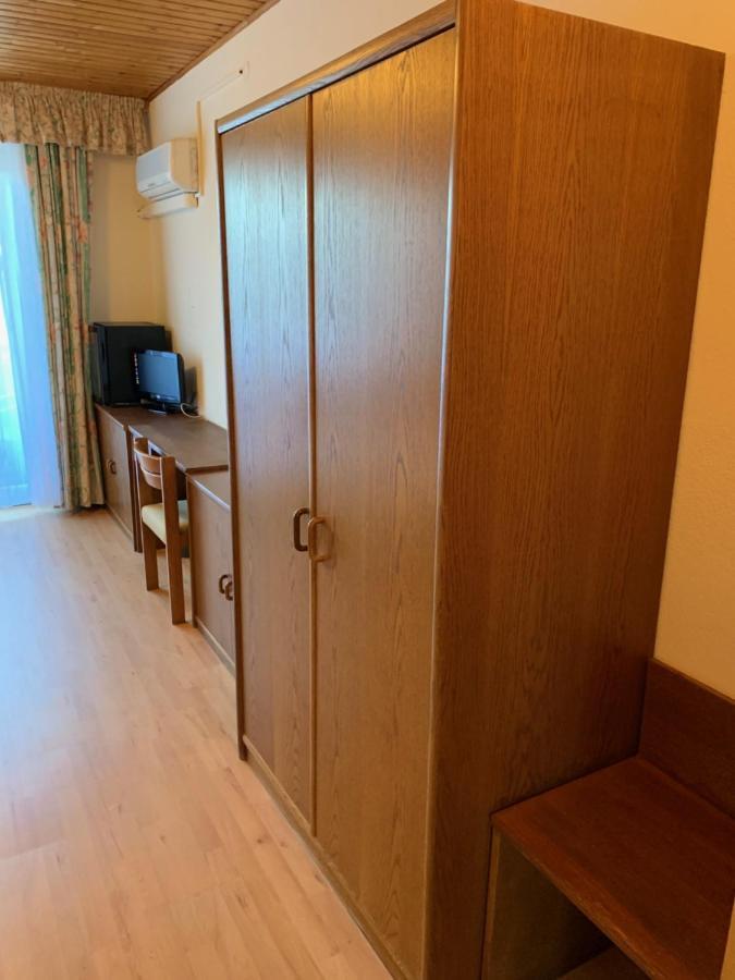 Hotel Arkadenhof Лойперсдорф бай Фюрстенфелд Екстериор снимка